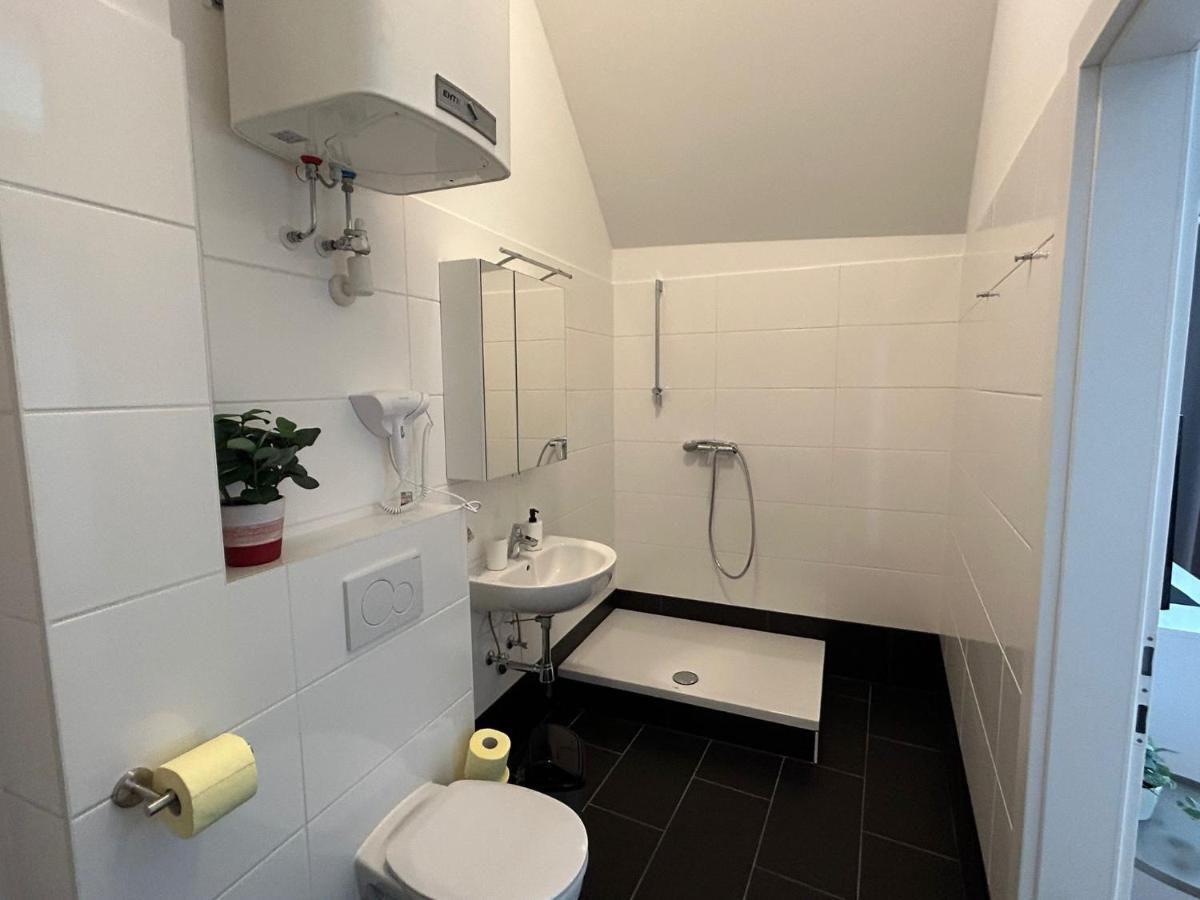 Paky Appartements 00323 Bruck an der Leitha Bagian luar foto